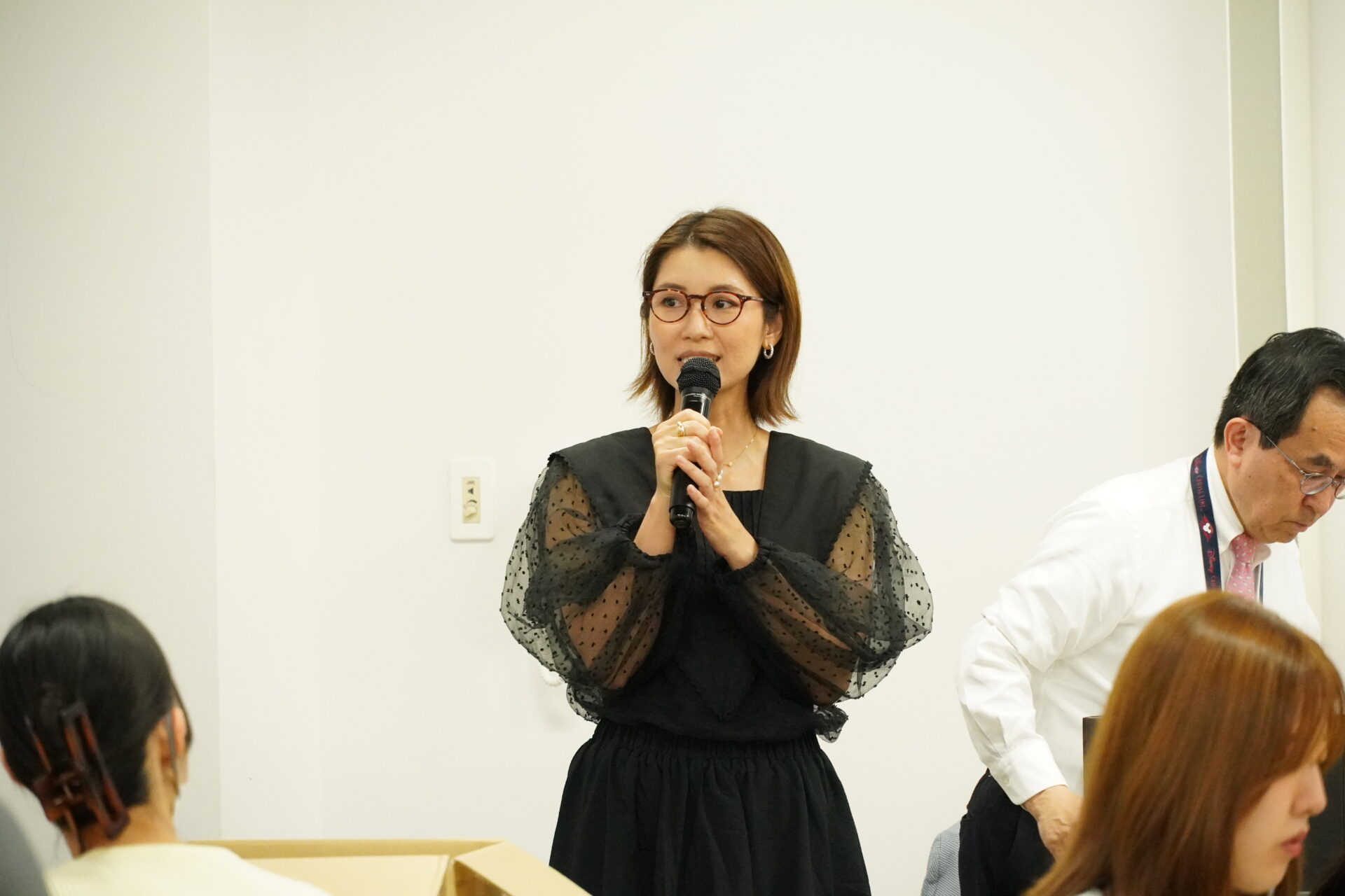 仕事と子育ての両立、最前線！「国際理解とキャリア形成」の授業でSHISEIDOグローバルブランドユニットの岡野静佳氏の講演が行われました。