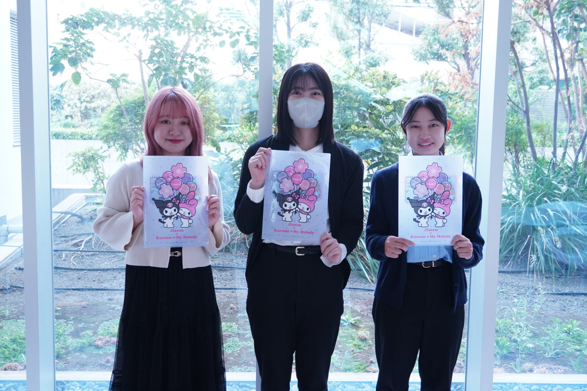 サンリオコラボグッズ開発プロジェクト参加学生にインタビューしました！