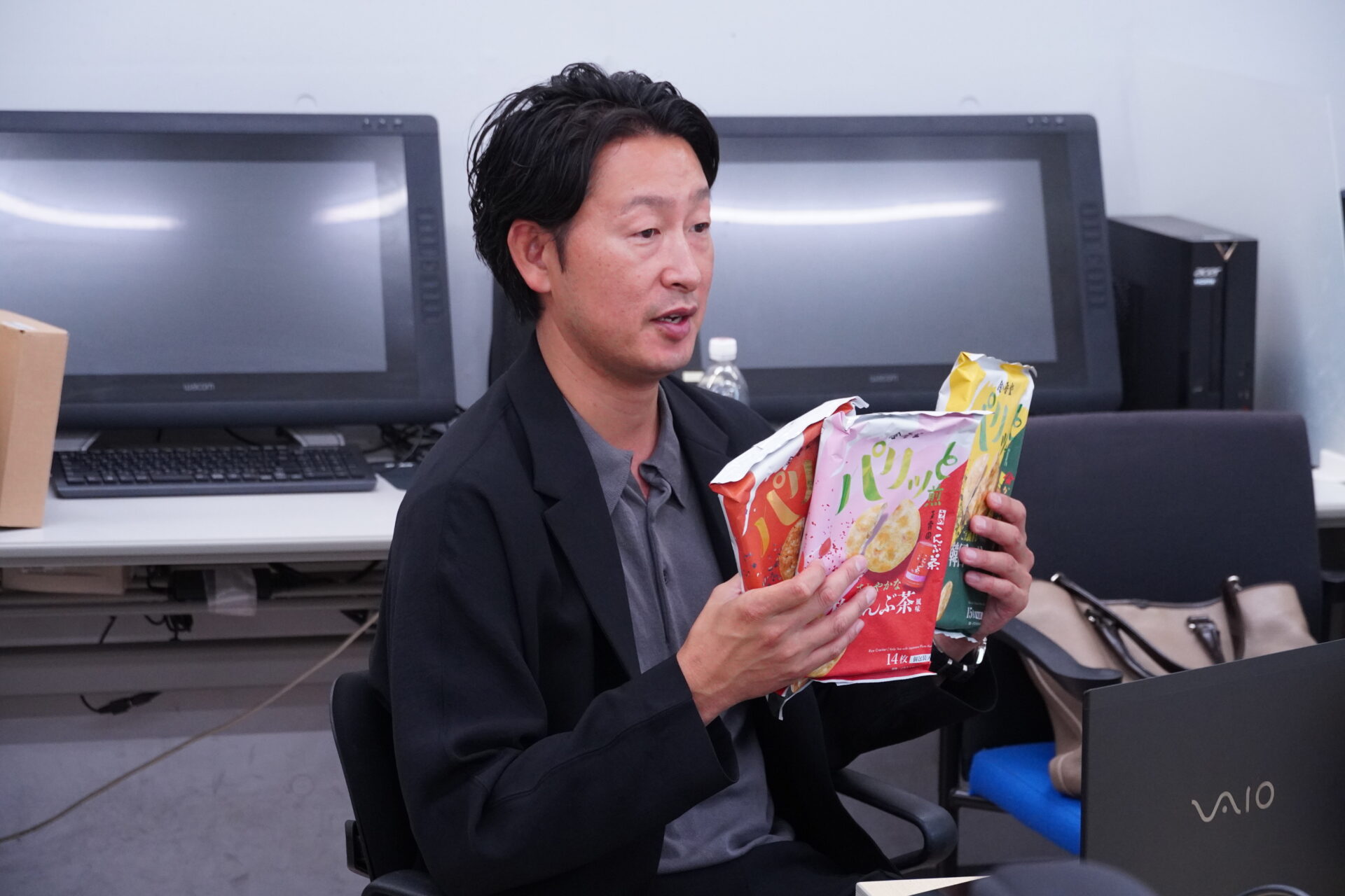 Z世代に刺さる商品の提案！生活環境学セミナーにて、金吾堂製菓とのコラボ授業が始まりました